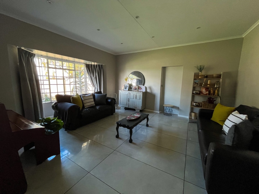 4 Bedroom Property for Sale in Vanes Estate Eastern Cape